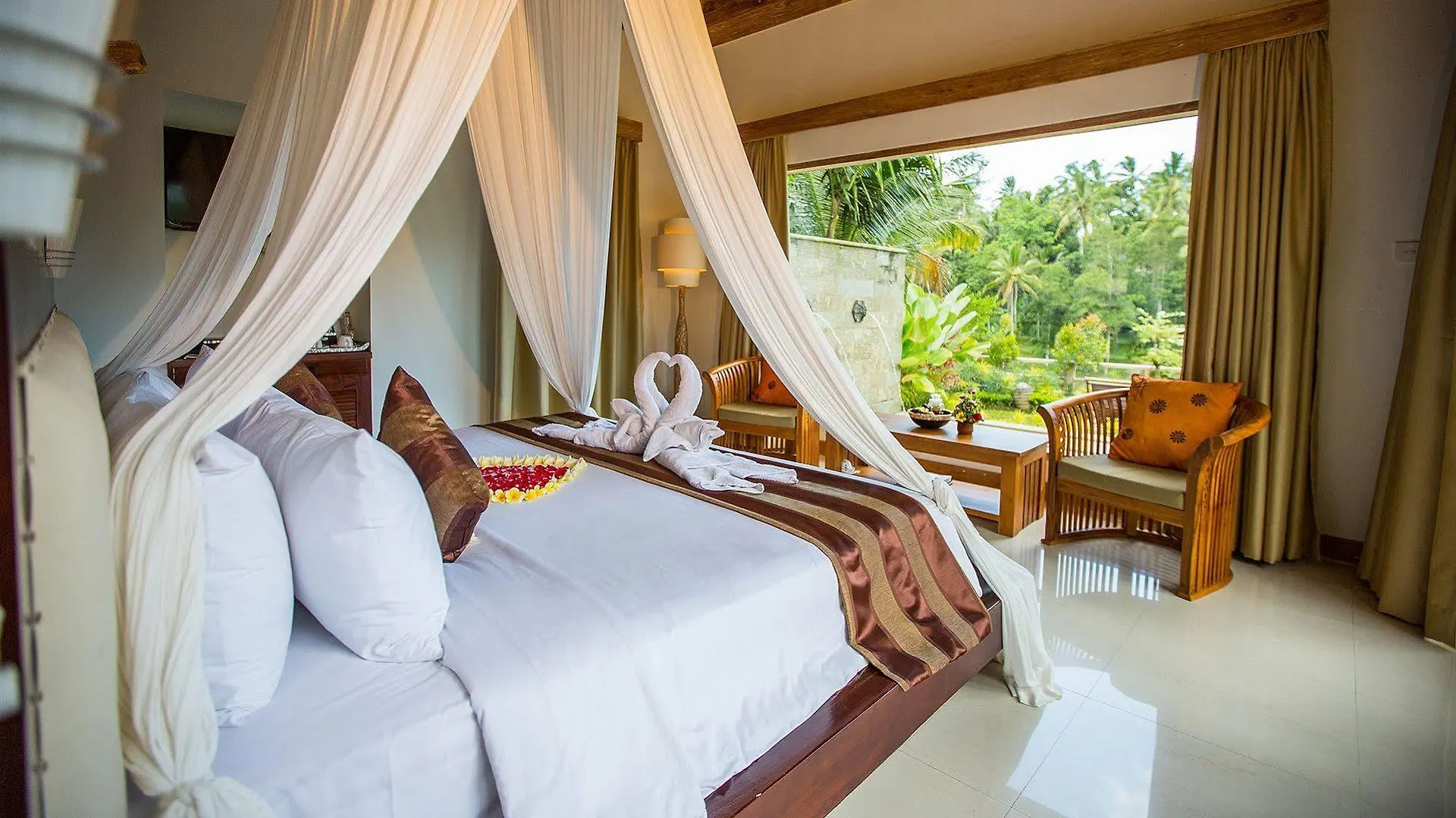Jiwa Klusa Luxury Villa Keliki 4*,